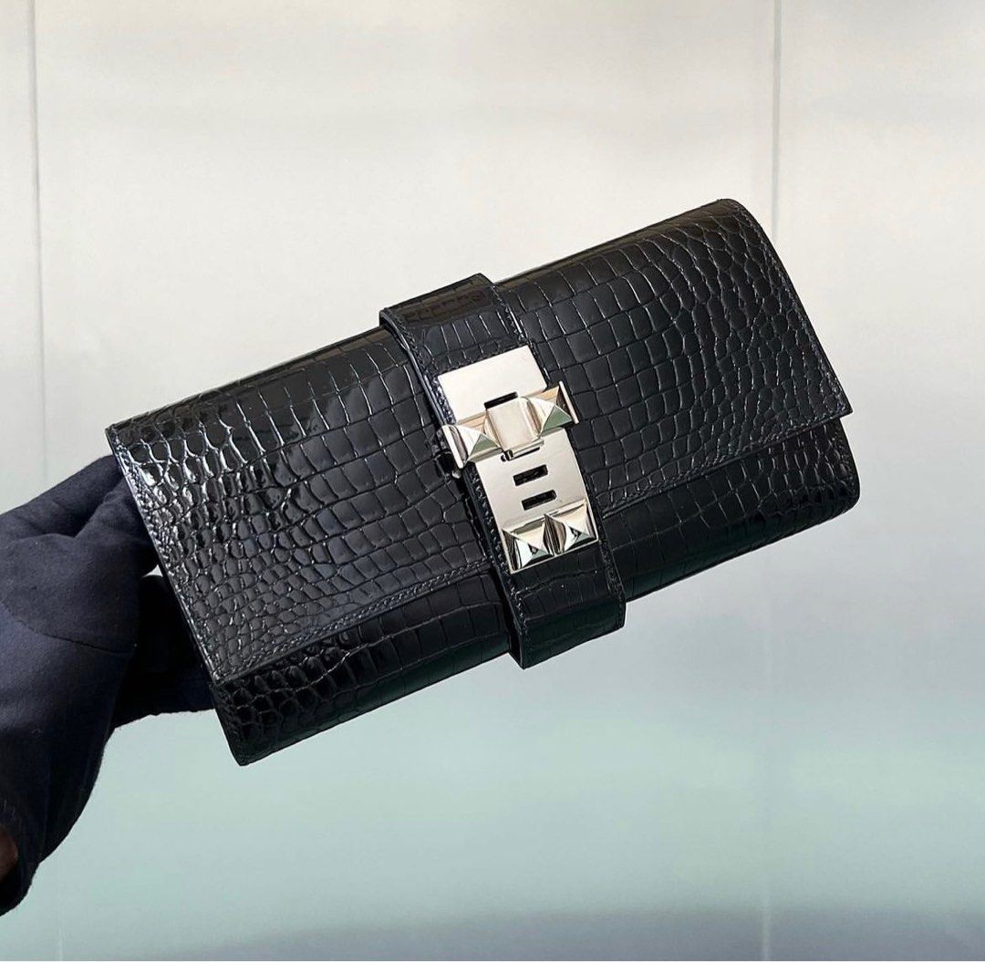 Hermes medor clutch 2025
