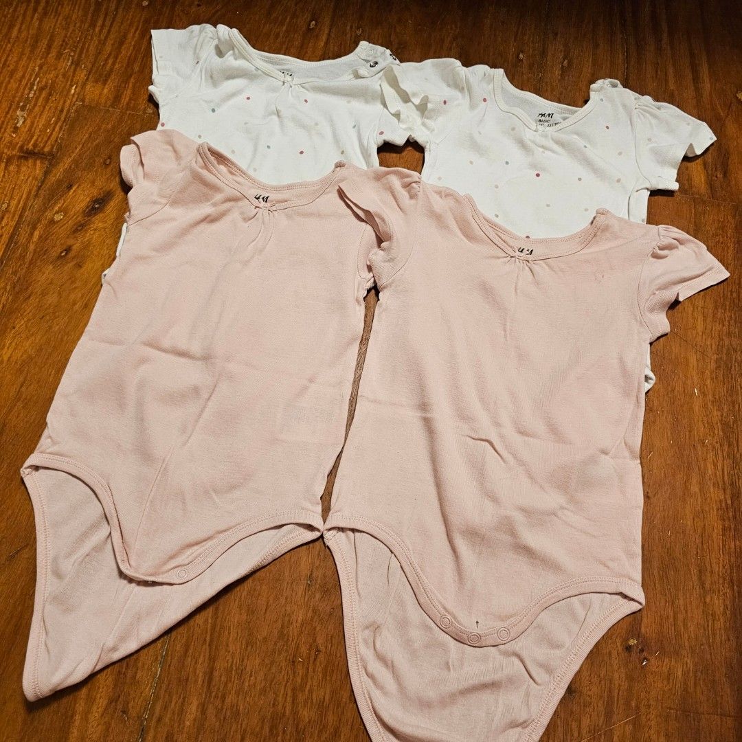 H&m discount onesie girl