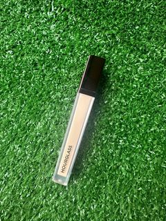 (Category: ) located in . Submitted by makeupgeekasia (Listing ID 1253791131, Image 1). Description: .