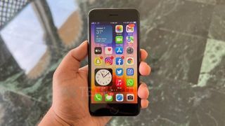 iPhone SE3 (2022)