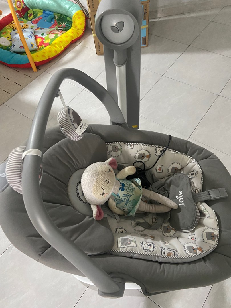 Joie electric baby swing, Babies & Kids, Baby Nursery & Kids Furniture