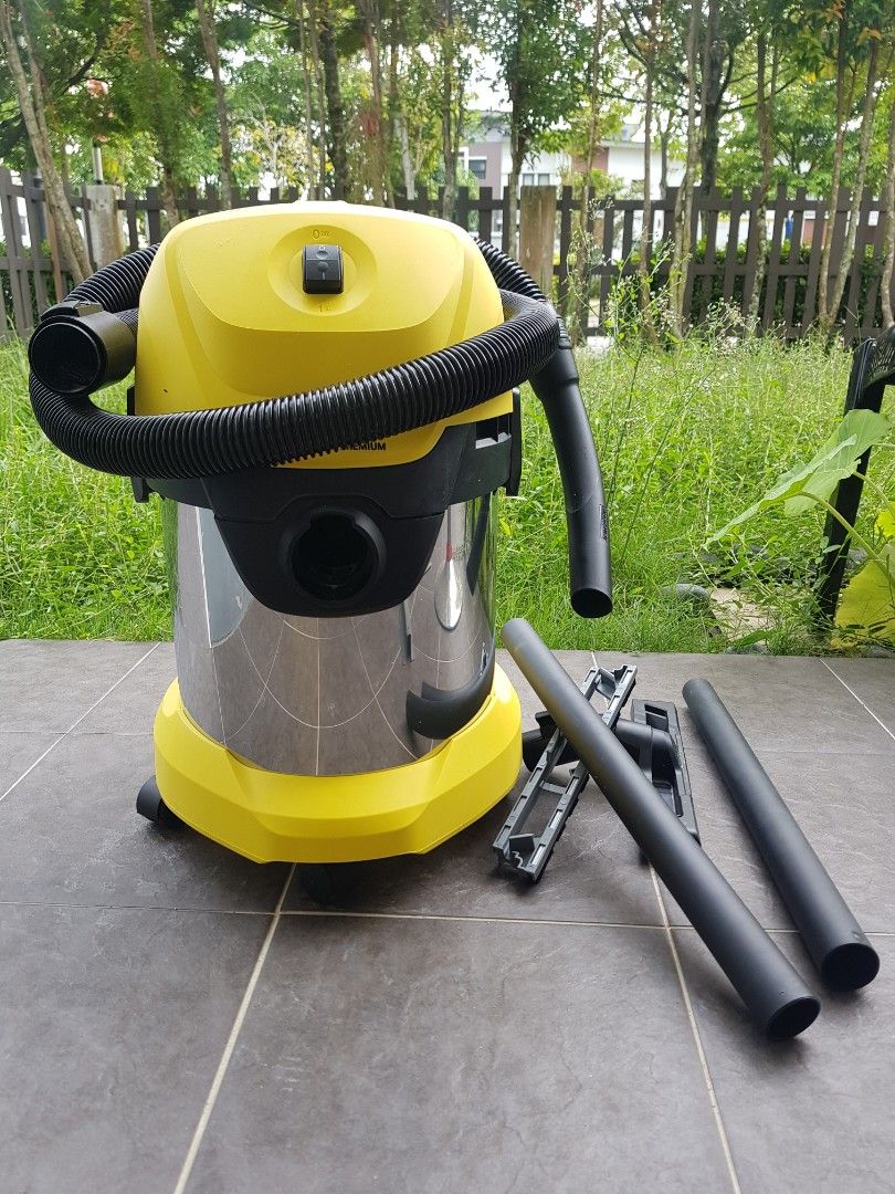 Karcher WD 3 Premium wet and dry vacuum, TV & Home Appliances, Vacuum