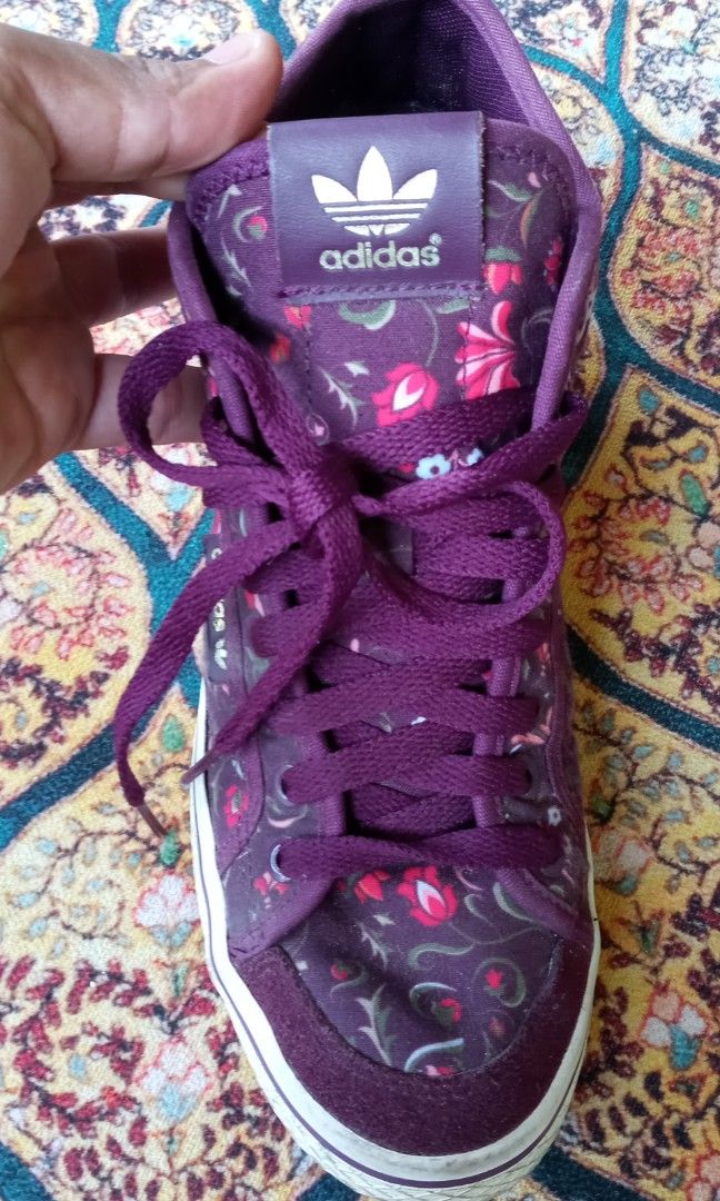 Kasut adidas outlet women