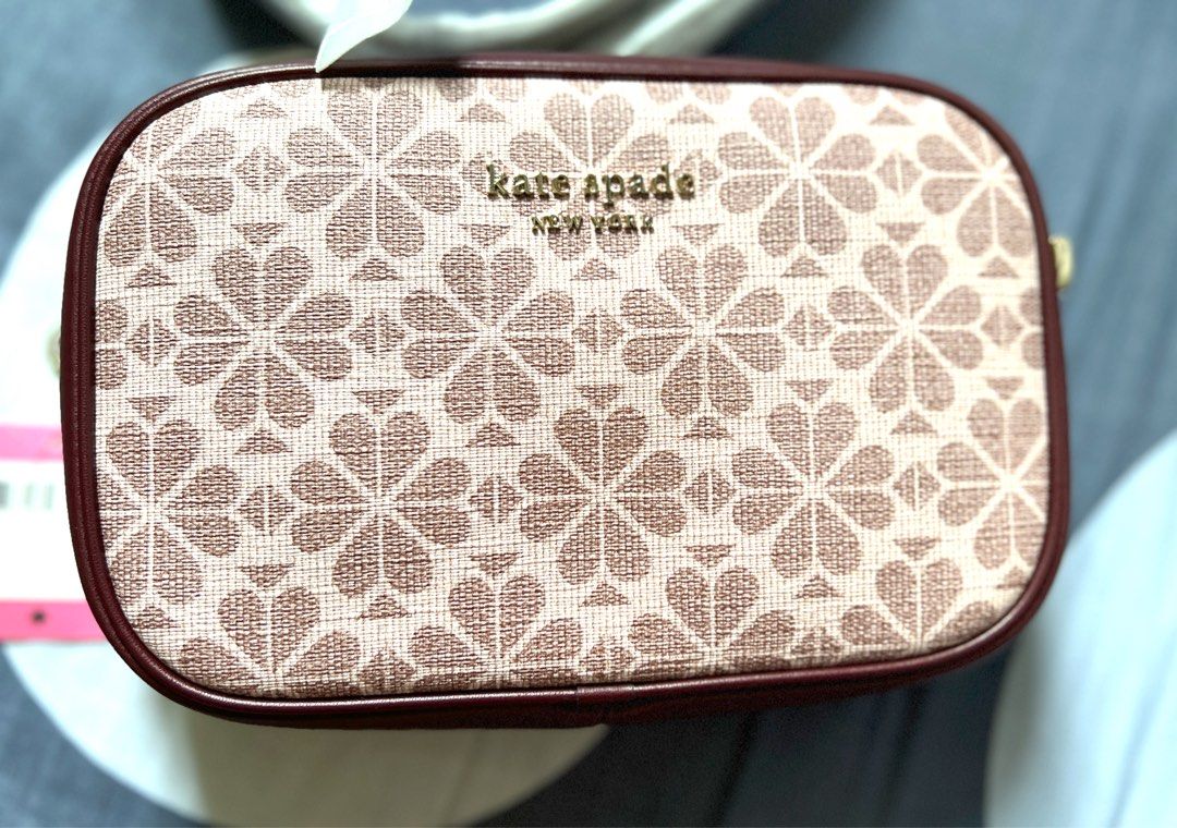 Kate Spade Medium Camera Bag (Category: Luxury Bags & Wallets) located in Rizal. Submitted by raine.1124 (Listing ID 1253719995, Image 2). Description: ▫️Kate Spade Medium Camera Bag ▫️Pink-Multi Spade Flower Print ▫️Retail Item, comes with dust bag ▫️Shipping Fee Excluded.