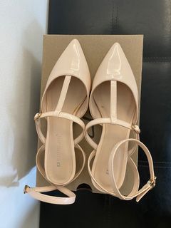 (Category: ) located in . Submitted by preloved.tingz (Listing ID 1253795921, Image 1). Description: .