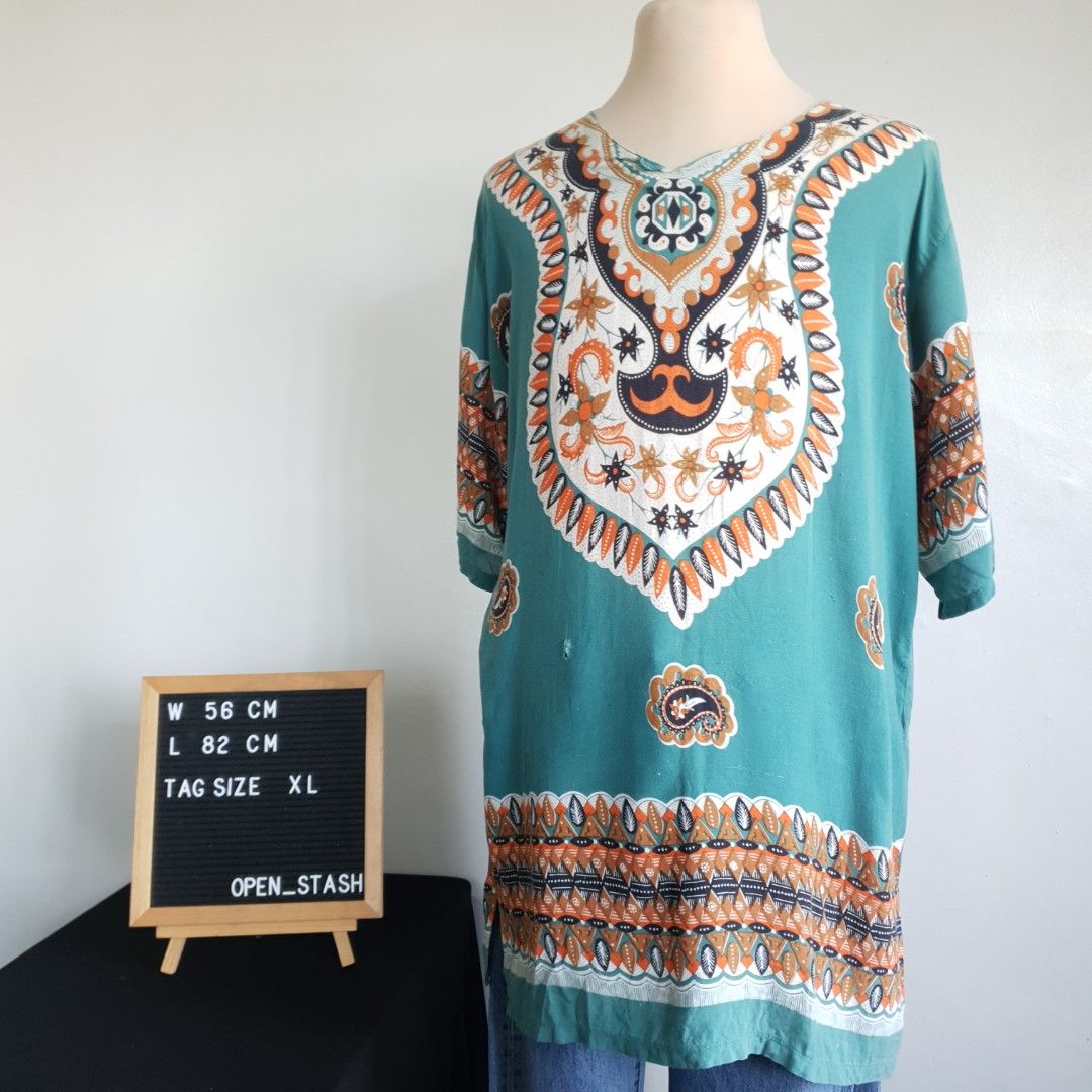KK Batik Shirt (Category: Tshirts & Polo Shirts ) located in San Pedro. Submitted by open_stash (Listing ID 1253745481, Image 2). Description: KK Batik Shirt Made in Indonesia W 56 cm × L 82 cm.