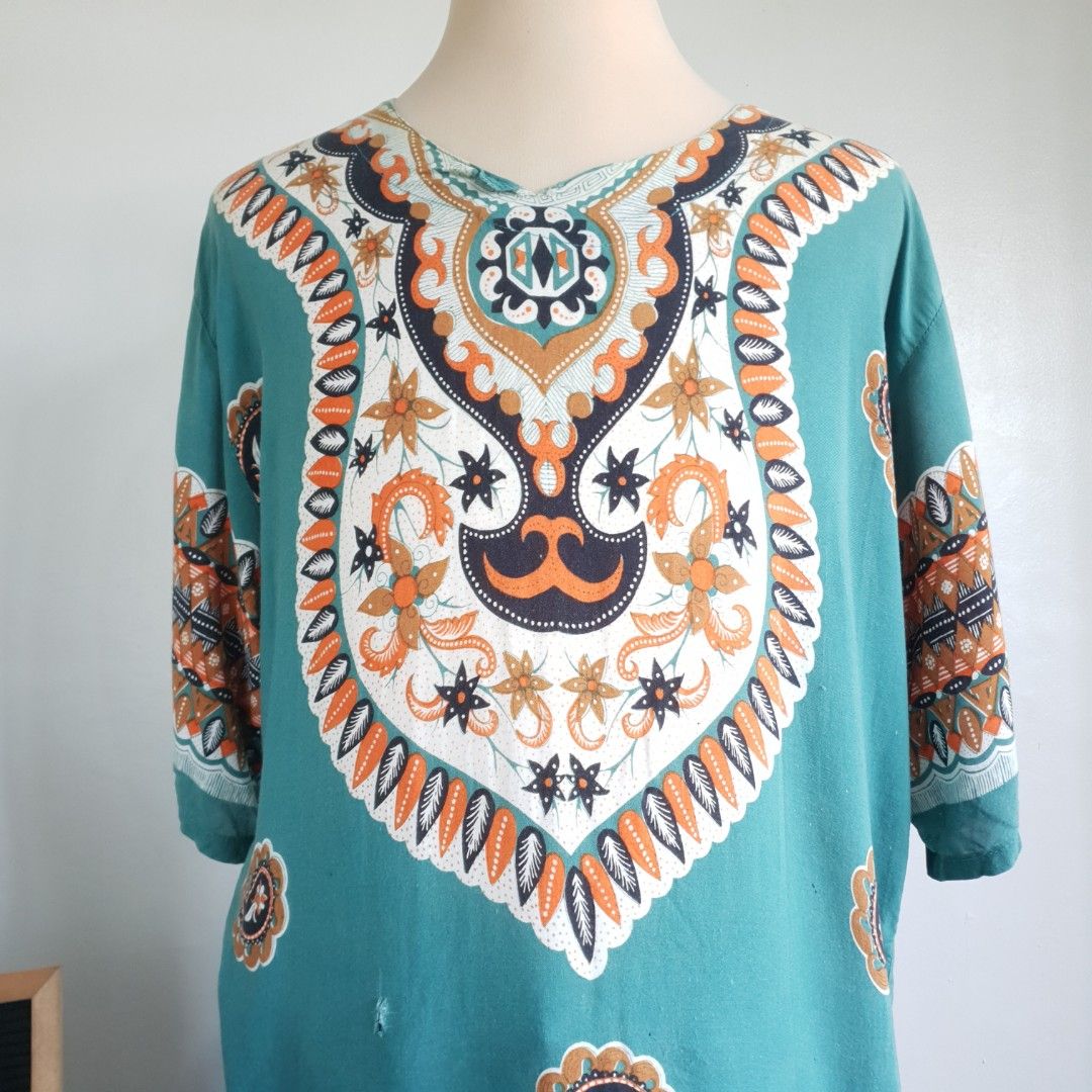 KK Batik Shirt (Category: Tshirts & Polo Shirts ) located in San Pedro. Submitted by open_stash (Listing ID 1253745481, Image 1). Description: KK Batik Shirt Made in Indonesia W 56 cm × L 82 cm.