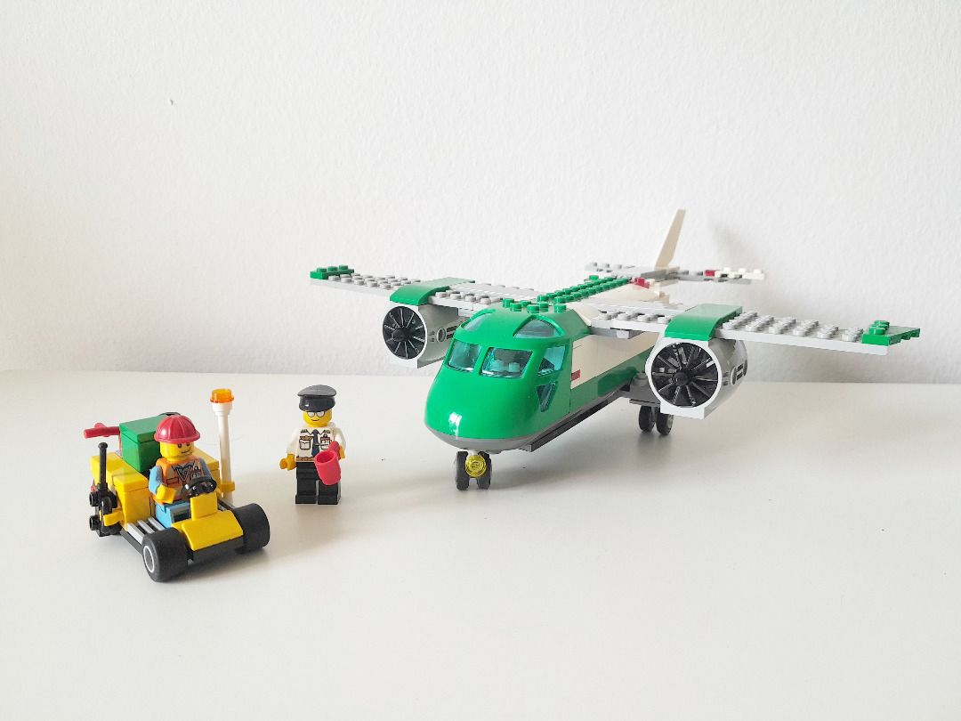 Lego airport cargo plane new arrivals