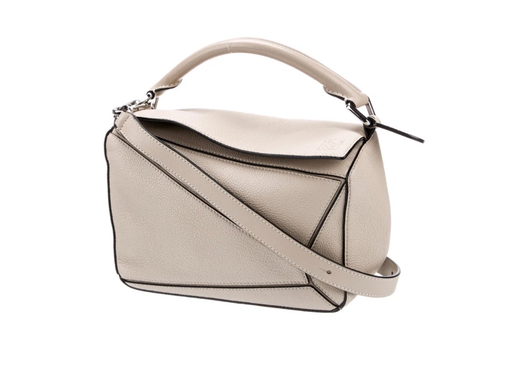Loewe puzzle light oat 2025
