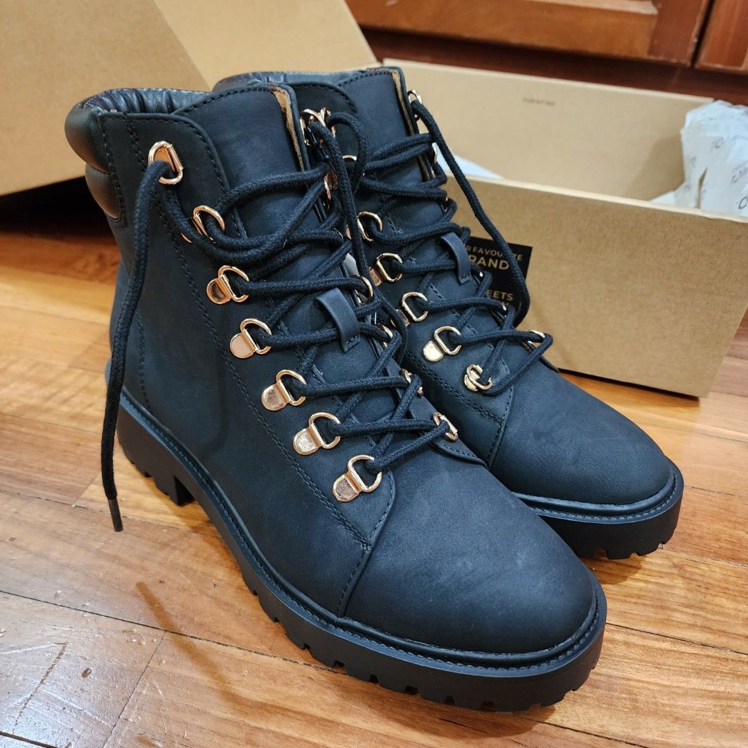 Carvela best sale gird boots