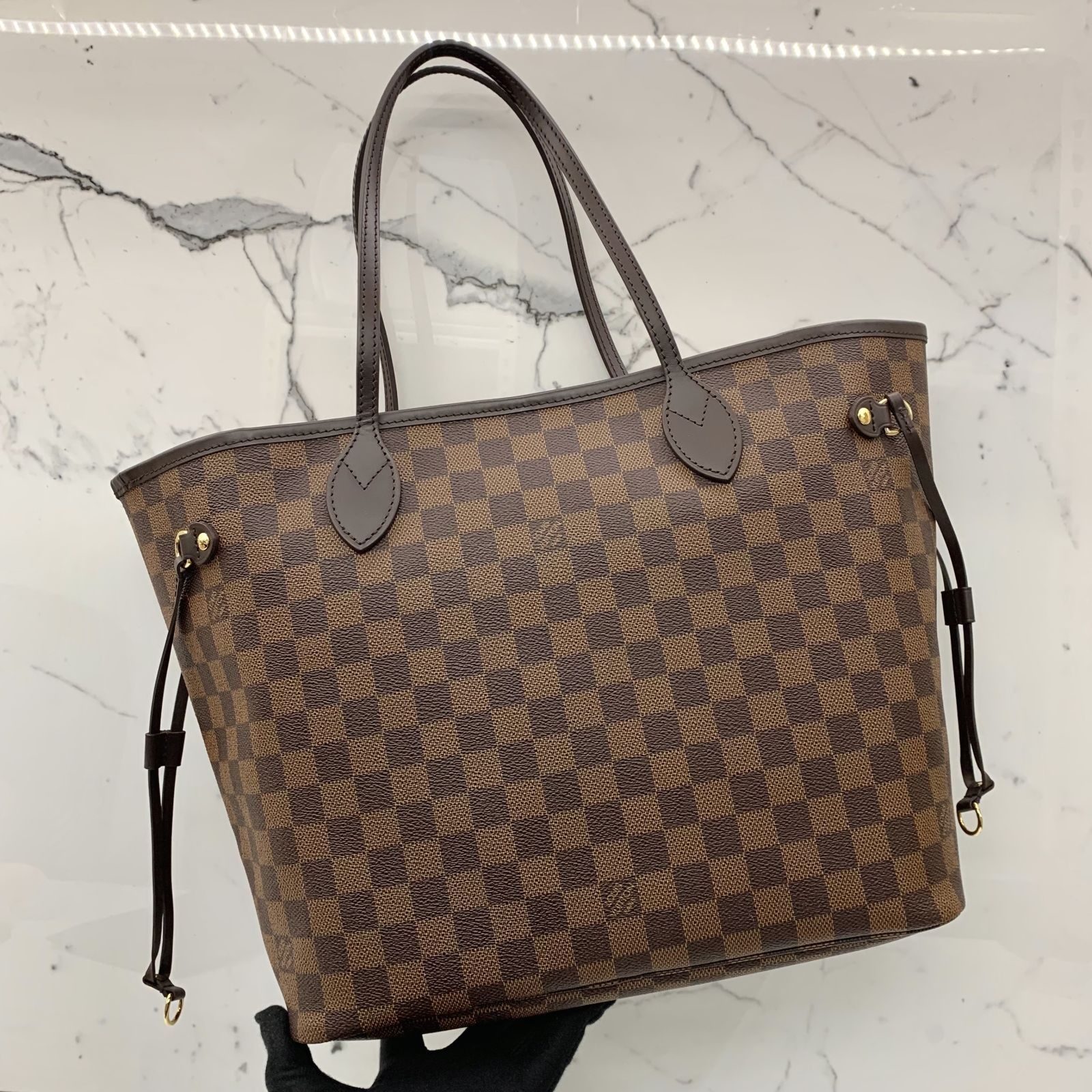 Louis Vuitton Damier Ebene Canvas Leather Hampstead MM Bag, Luxury, Bags &  Wallets on Carousell