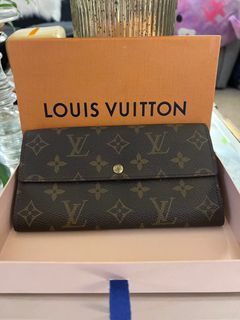 $100 PRICE DROPAuthentic Louis Vuitton Monogram Portefeuille Sarah Long  Wallet w/removable WOC Conversion for Sale in West Palm Beach, FL - OfferUp