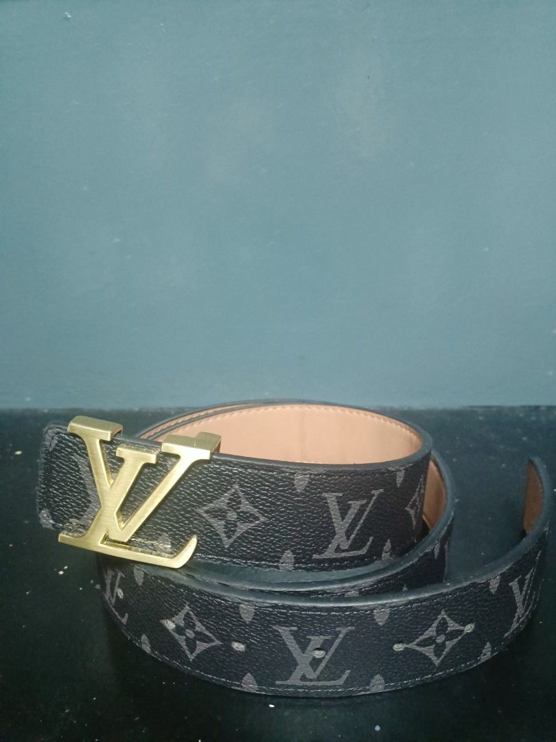 Louis Vuitton reversible men's belt (80/32), Men's Fashion, Watches &  Accessories, Belts on Carousell