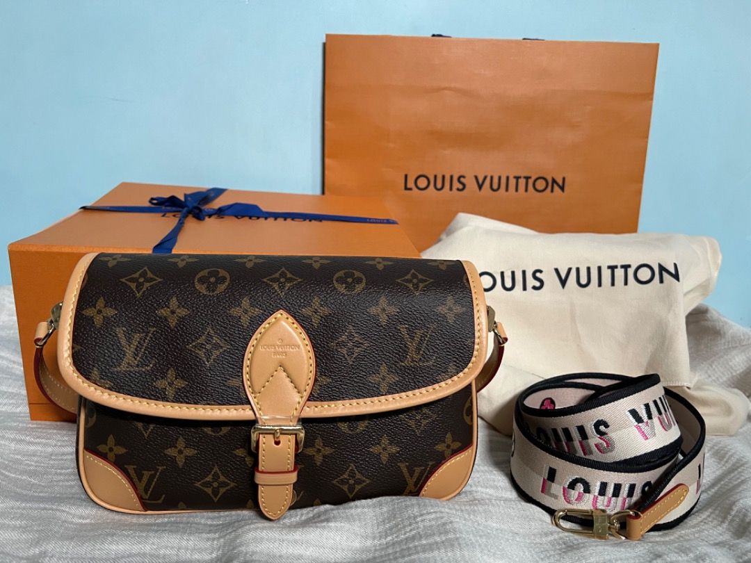 Louis Vuitton MONOGRAM Shoulder Bags (M45985) in 2023