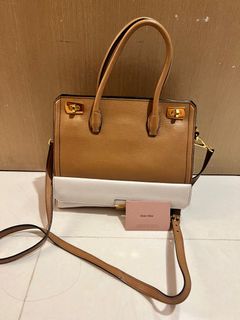 （分類：）位於 。 由 sirk32 提交（商品編號 1253757222，圖片 1）。簡介： 。