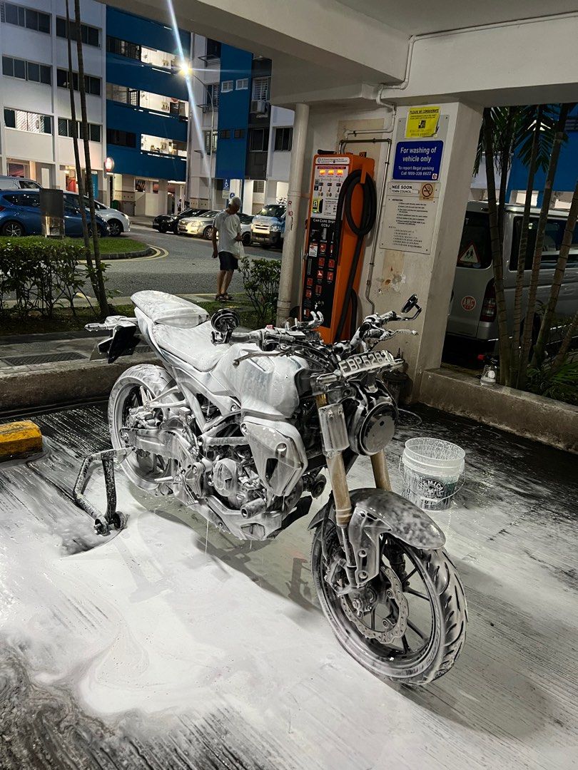 MOTORCYCLE DETAILING / DETAILING / BIKE DETAILING / CERAMIC COATING
