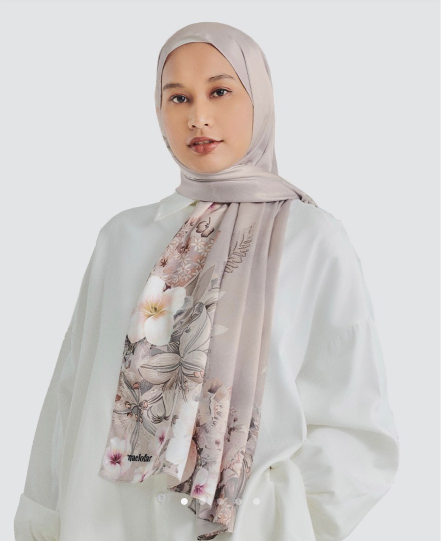 Naelofar scarf hotsell
