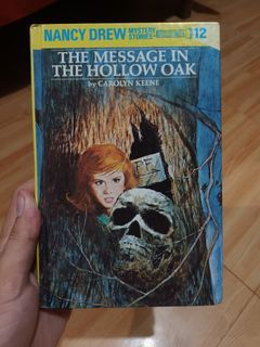 Nancy Drew #12: The Message in the Hollow Oak