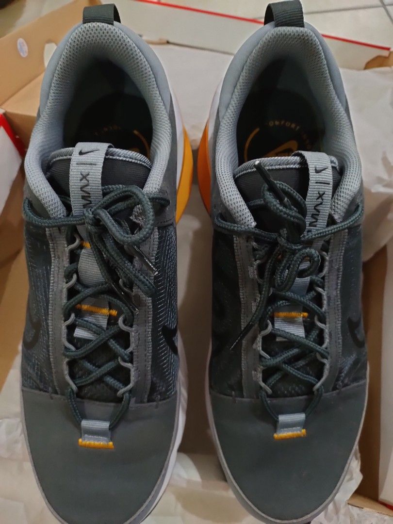 CLEARANCE SALES NIKE AIR MAX INTRLK. PRICE INCLUDED SHIPPING