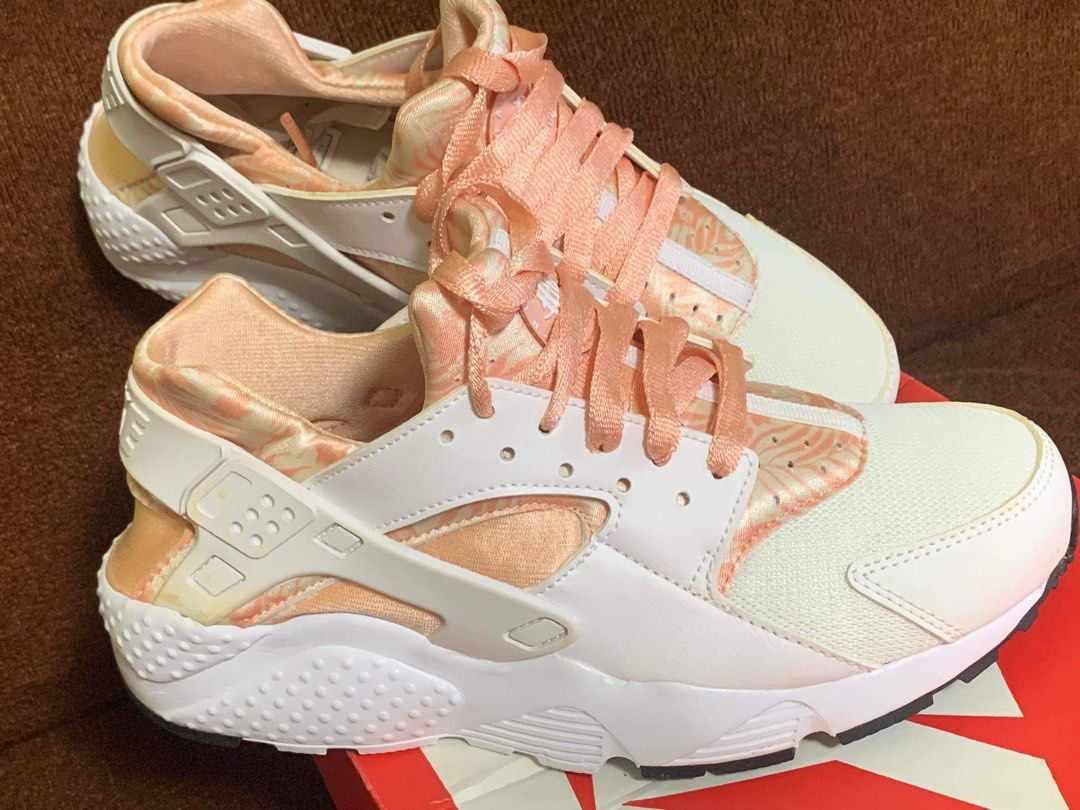 original Nike Huarache Women s Fashion Footwear Sneakers on