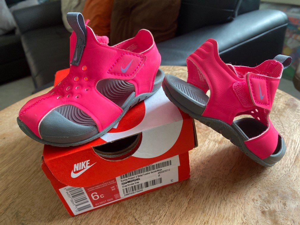 6c outlet nike sandals