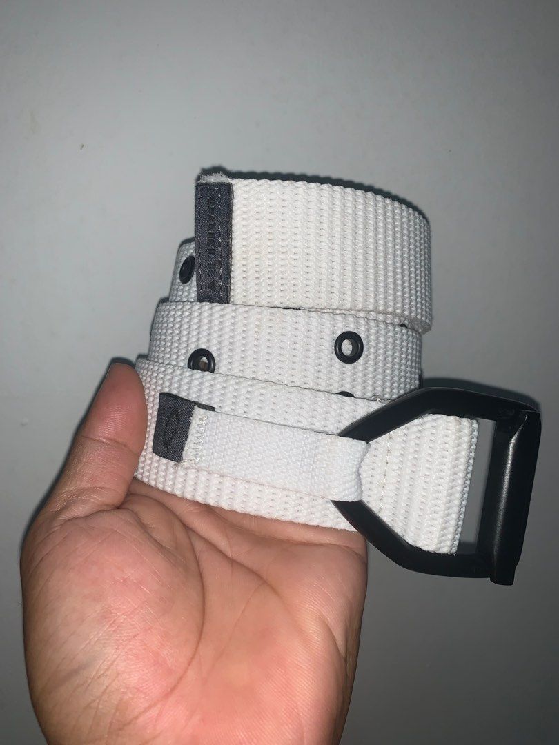 Oakley golf belt top