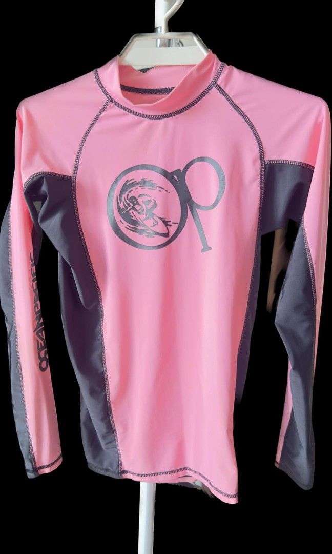 OP RASHGUARD (Category: Rash guard) located in Leyte. Submitted by boxfabb8 (Listing ID 1253739028, Image 2). Description: OP RASHGUARD Worn once only Fits XS-Small 400 for 2 Last price already no haggling.
