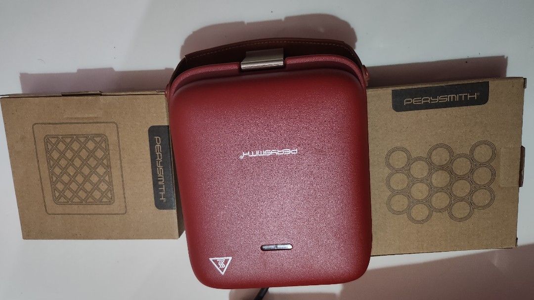 PERRY SMITH WAFFLE MAKER 3IN1 WM360, TV & Home Appliances, Kitchen