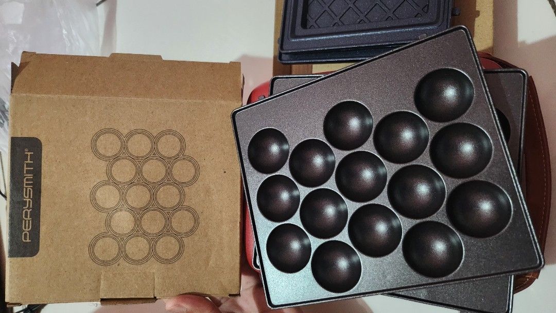 PERRY SMITH WAFFLE MAKER 3IN1 WM360, TV & Home Appliances, Kitchen