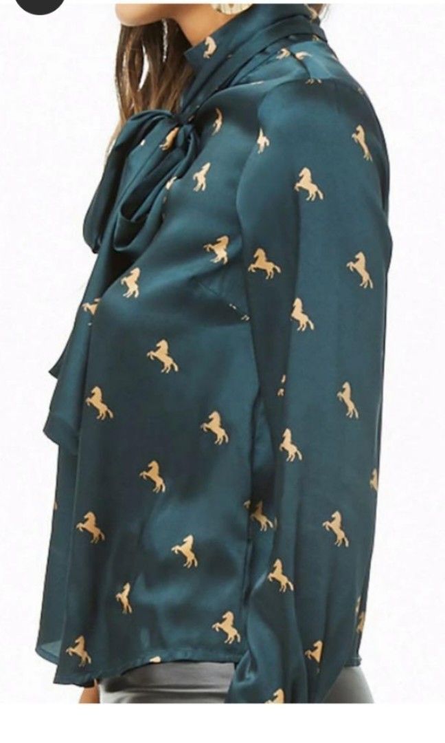 PRINTED BLOUSE HORSES WITH BOW TIE Women s Fashion Tops