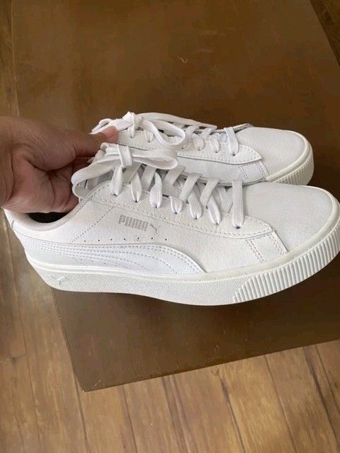 Puma white runners discount