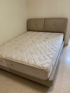 (Category: ) located in . Submitted by kikijc (Listing ID 1253769593, Image 1). Description: .