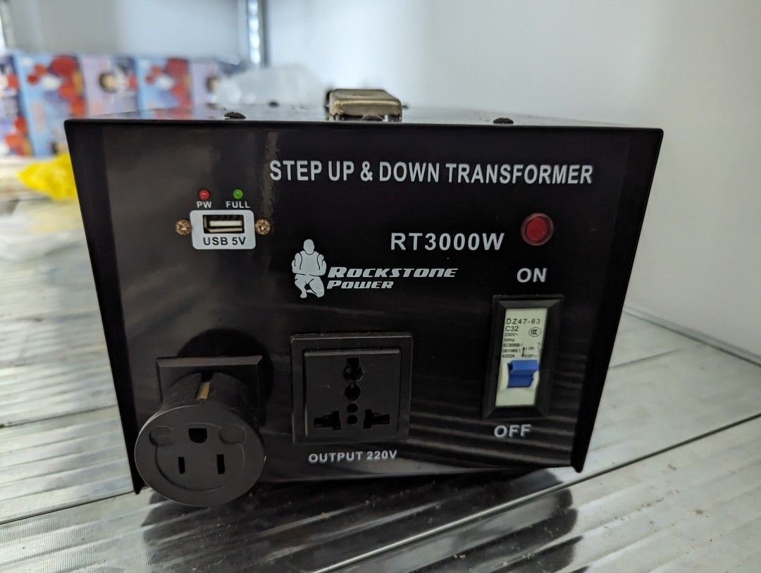 ROCKSTONE POWER 2000W Voltage Converter – Step Up/Down 110V/220V With USB, Circuit Breaker