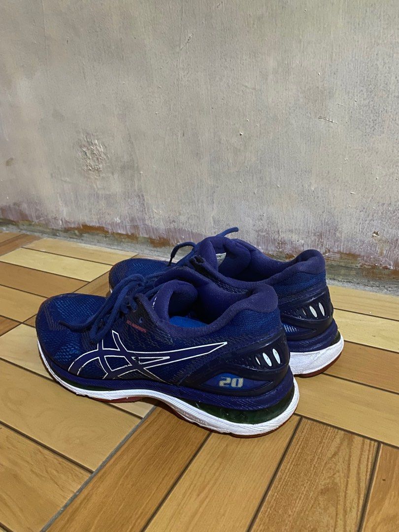 Sepatu asics nimbus 20 sale