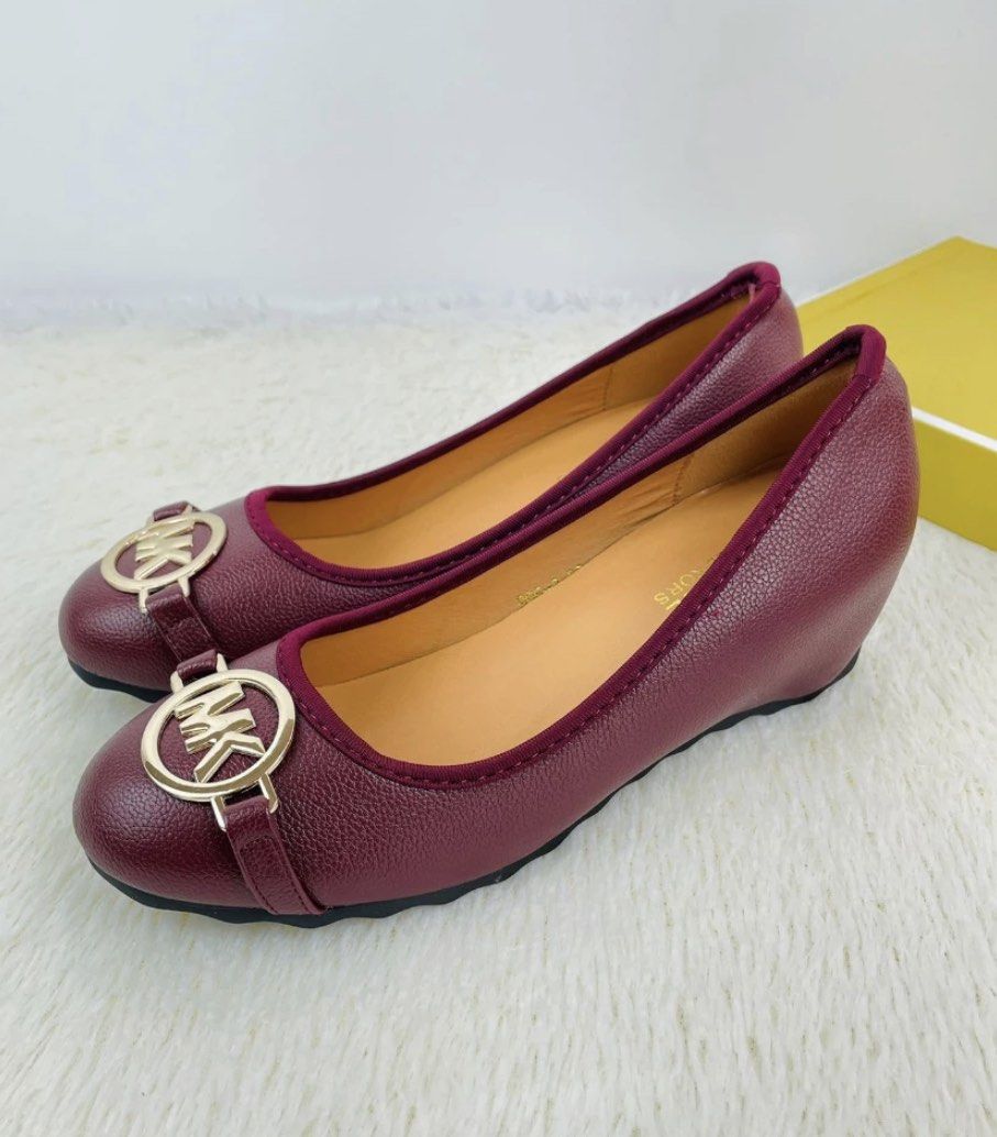 Sepatu wedges 218 top