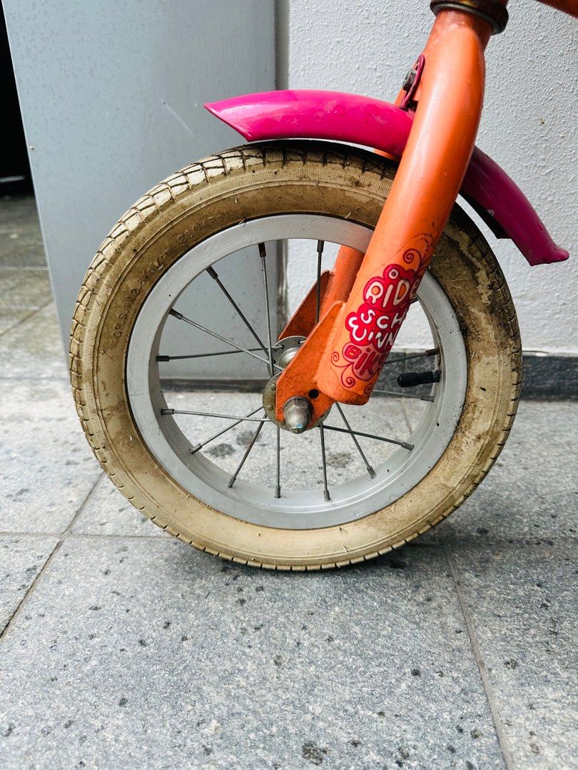 Schwinn Tigress Girls Bike Orange was Sports Equipment