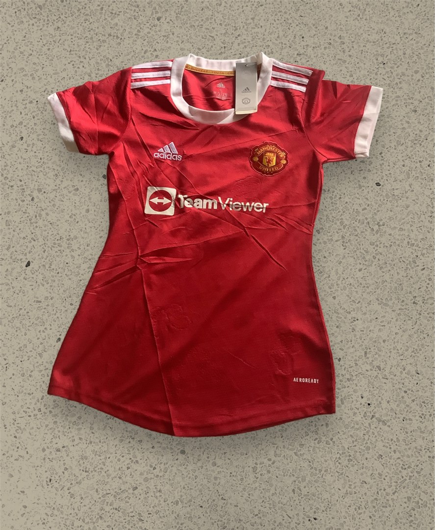 Soccer jersey, Women's Fashion, Tops, Shirts on Carousell