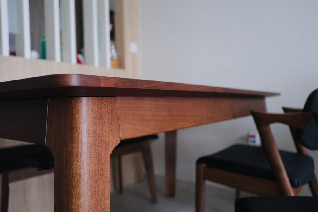 Edimass solid top wood furniture