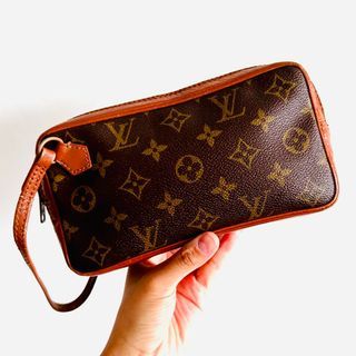 LV Nice Nano Toiletry Pouch Monogram Canvas, Luxury, Bags & Wallets on  Carousell