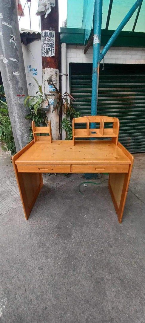 Study table Japan surplus (Category: Tables & Sets) located in Manila. Submitted by Hezcki (Listing ID 1253812005, Image 2). Description: .