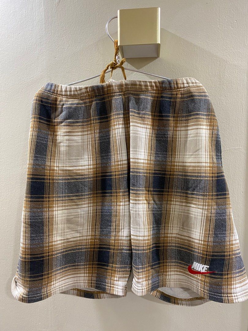 Supreme nike plaid hotsell shorts