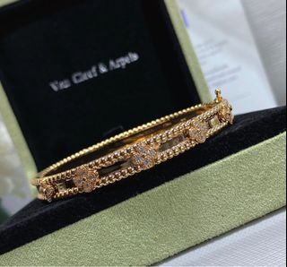 (Category: ) located in . Submitted by shopaholic-anonymous (Listing ID 1024132263, Image 1). Description: .