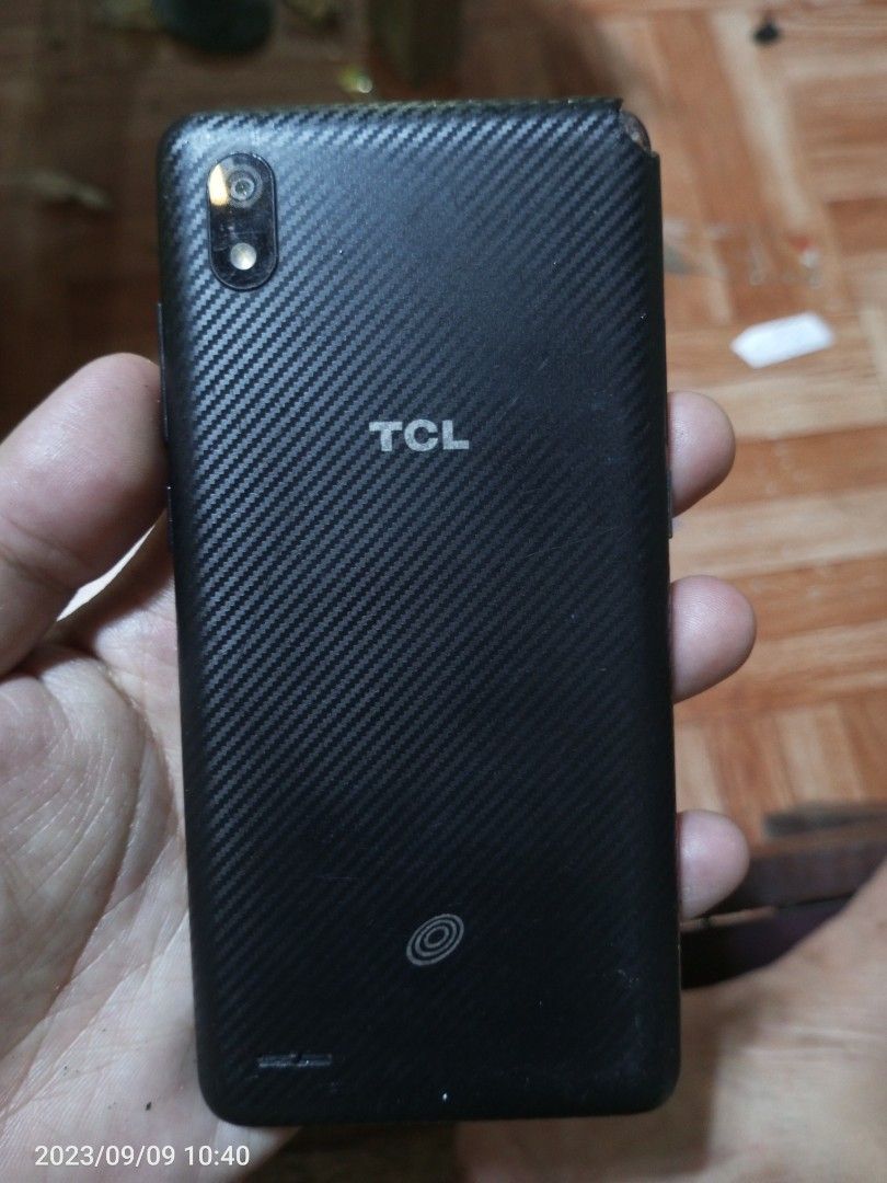 TCL A2 (Category: Android Others) located in Bulacan. Submitted by toys.merch.electronic (Listing ID 1253831261, Image 2). Description: quick specs 5.5inch 3/32 android 10 issue not openline use as wifi only good for kiddos nyo open for shippng mop gcash mod lbc cop/cod pwd rn lalamove kau mgpabook.
