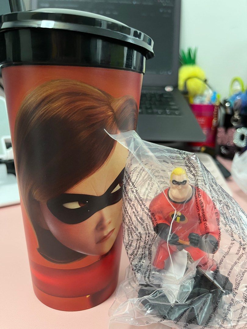 The Incredibles 2 Tumbler w/ Figurine, Furniture & Home Living, Kitchenware  & Tableware, Water Bottles & Tumblers on Carousell