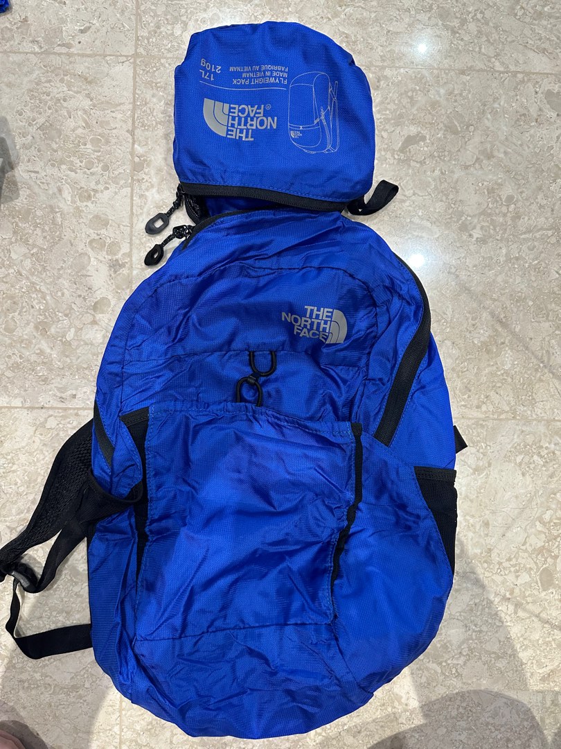 The North Face Flyweight Pack 17 L