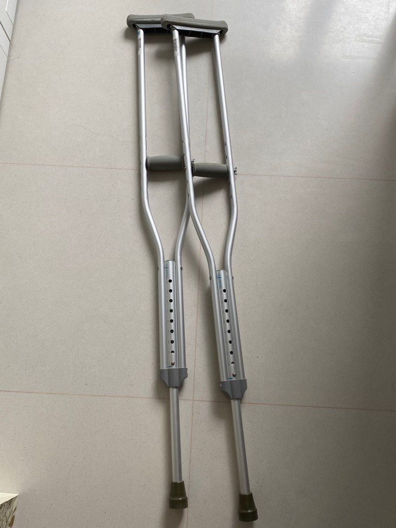 TO BLESS Used Crutches / Walking Aids, Health & Nutrition, Assistive
