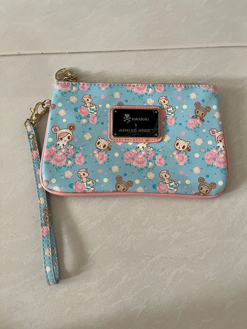 Tokidoki wristlet 2024