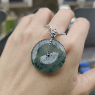 Jade Ping An Kou 翡翠平安扣 Collection item 2