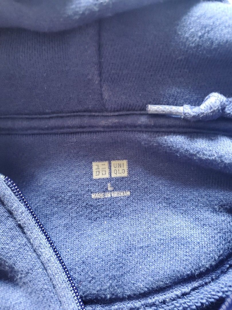 Uniqlo store purple hoodie