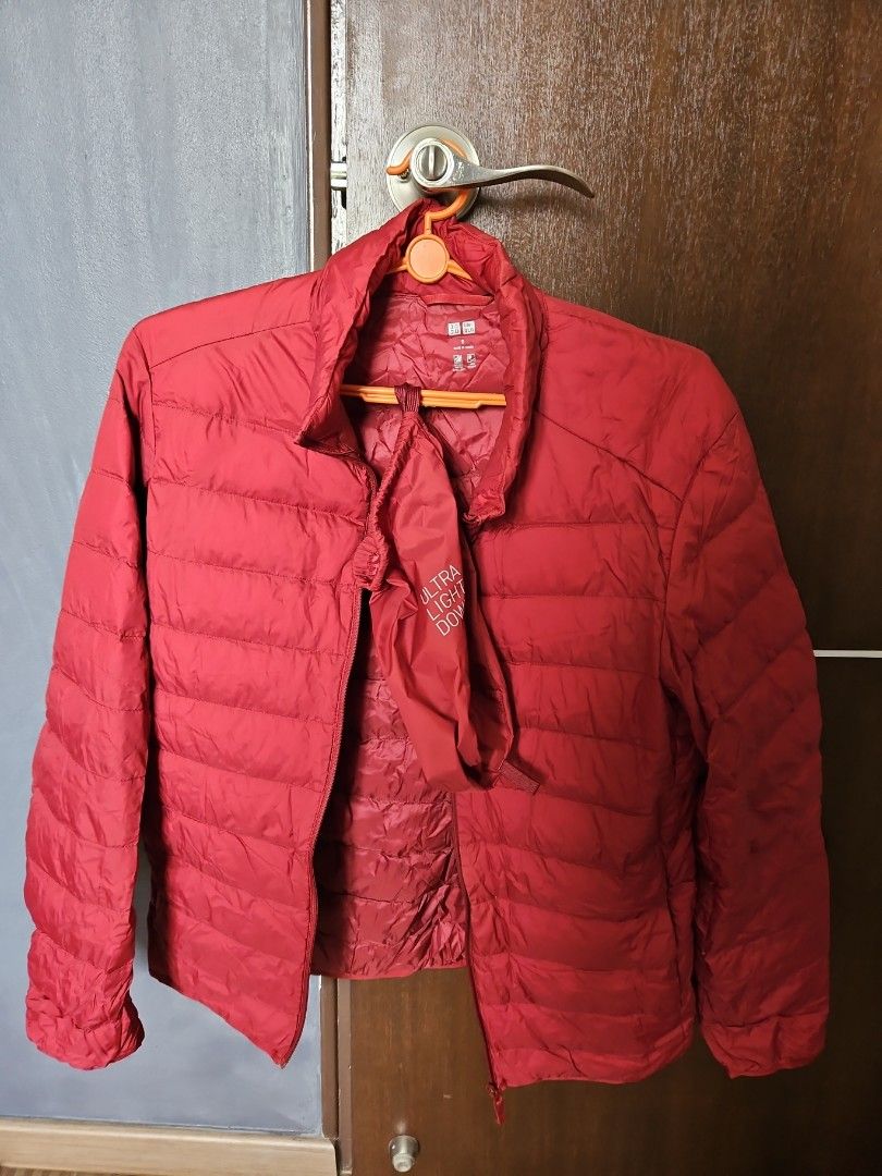 Uniqlo ultra discount light down red